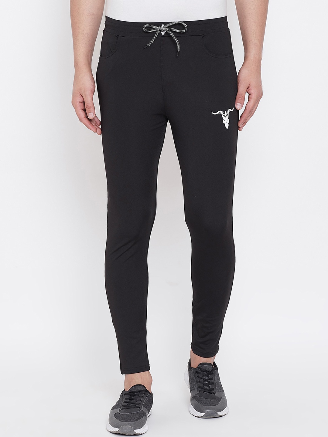 

Bitterlime Men Black Solid Slim-Fit Track Pants