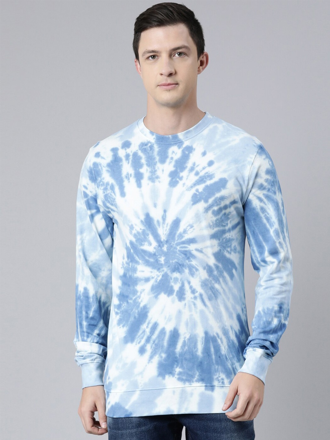 

recast Men Blue Printed Round Neck Pure Cotton Pullover Sweatshirt