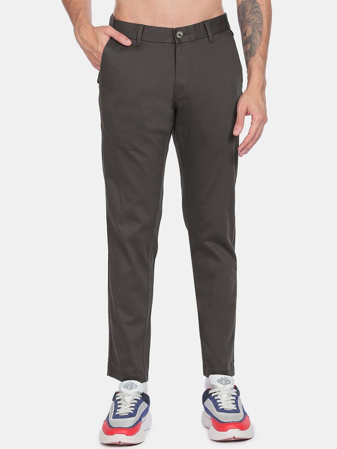 

Flying Machine Men Grey Slim Fit Solid Cotton Trousers