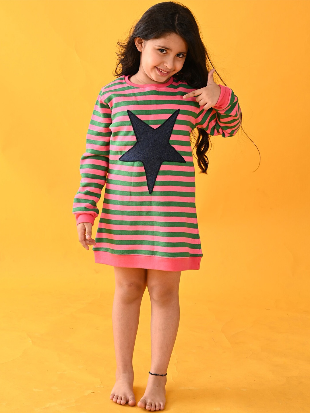 

Anthrilo Girls Pink & Green Striped Fleece Sweat Nightdress