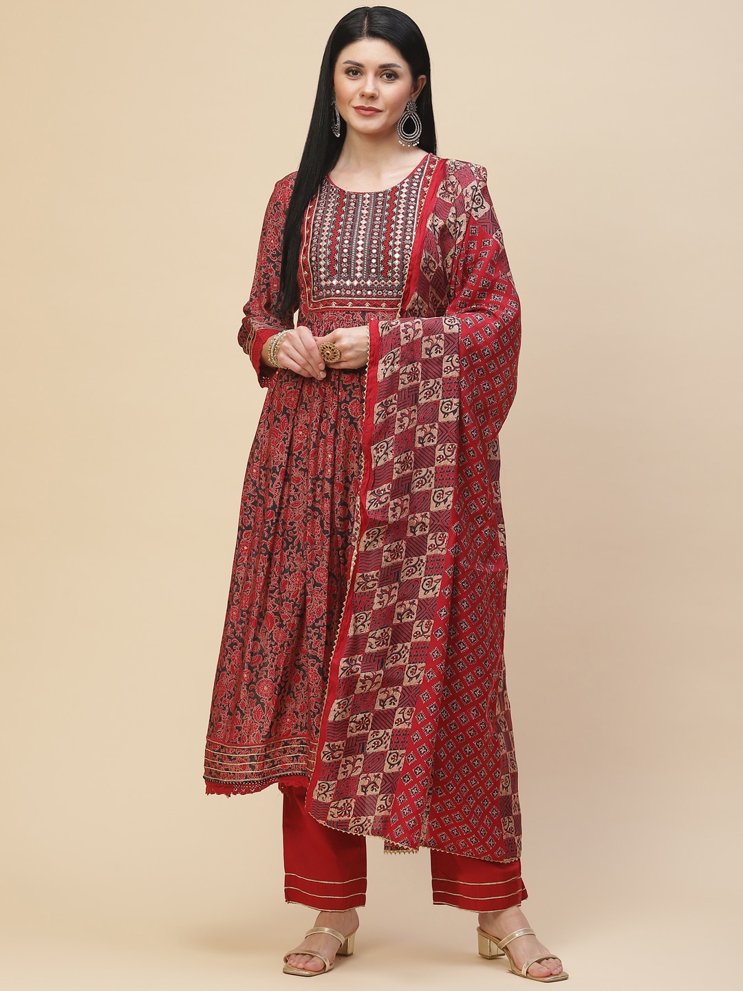 

Meena Bazaar Women Red Floral Printed Thread Work Kurta with Trousers & With Dupatta