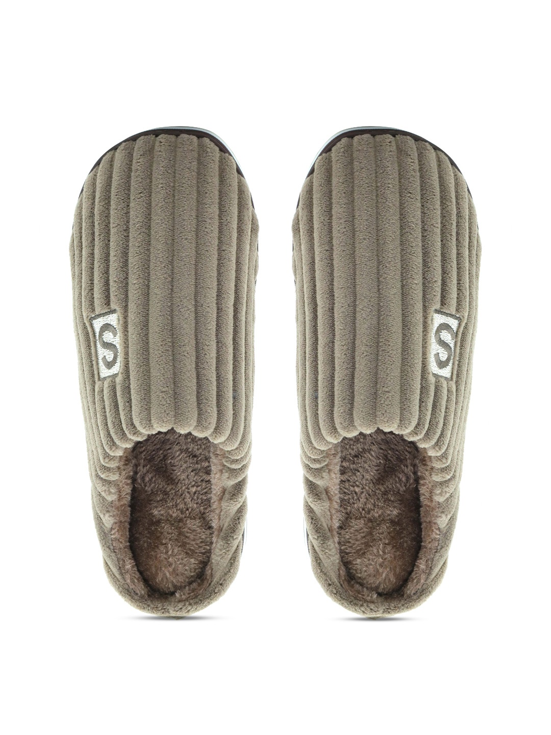 

CASSIEY Men Brown Room Slippers