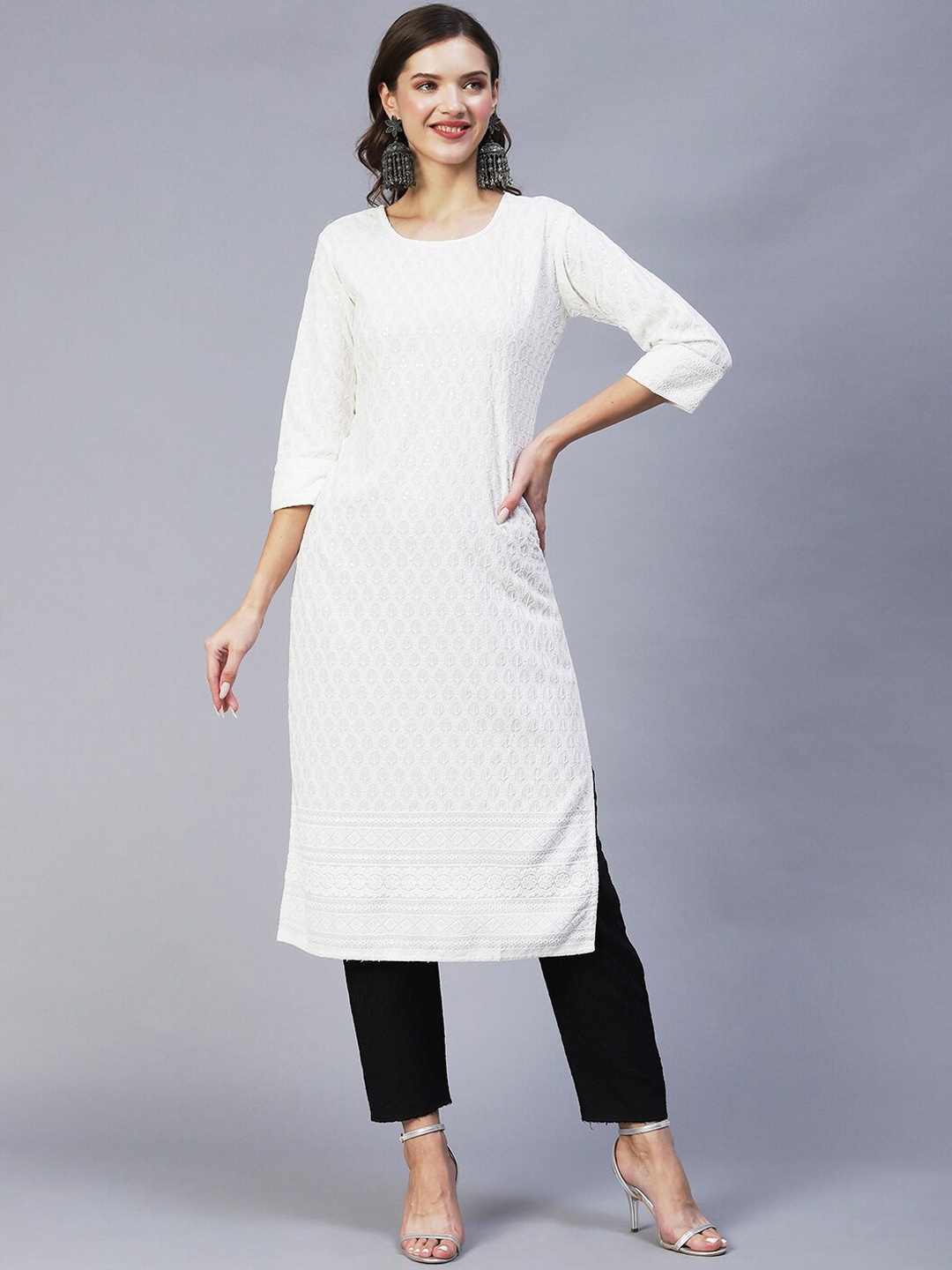 

POONAM DESIGNER Woven Design Chikankari Cotton Kurta, White