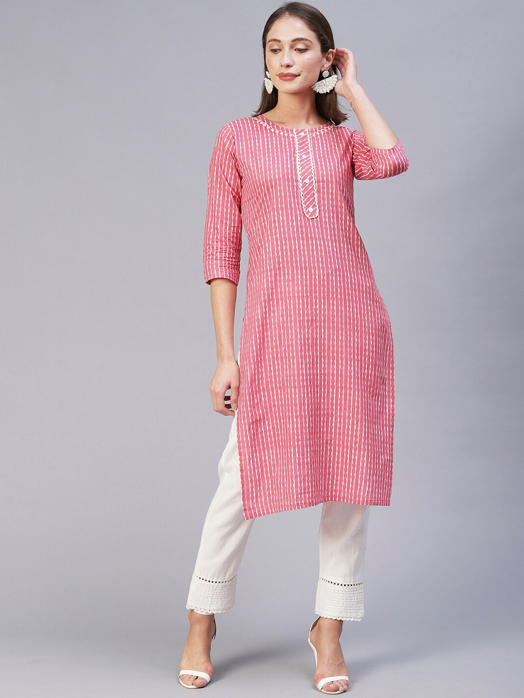 

POONAM DESIGNER Women Pink Striped Thread Work Cotton Kurta