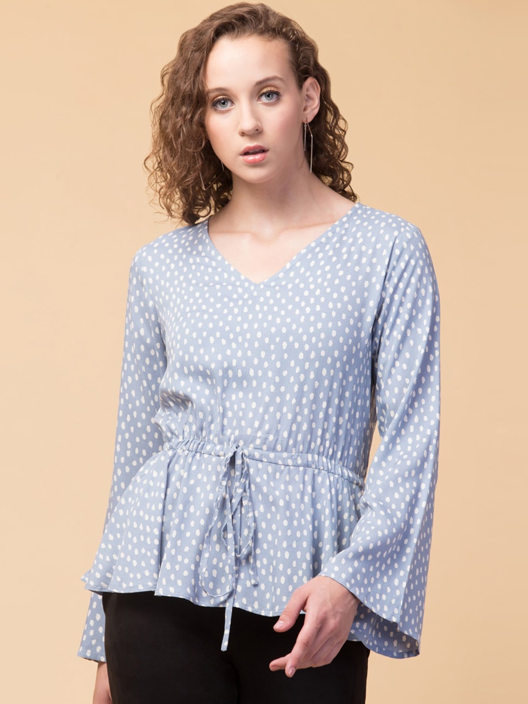 

Hive91 Blue & White Print Cinched Waist Top