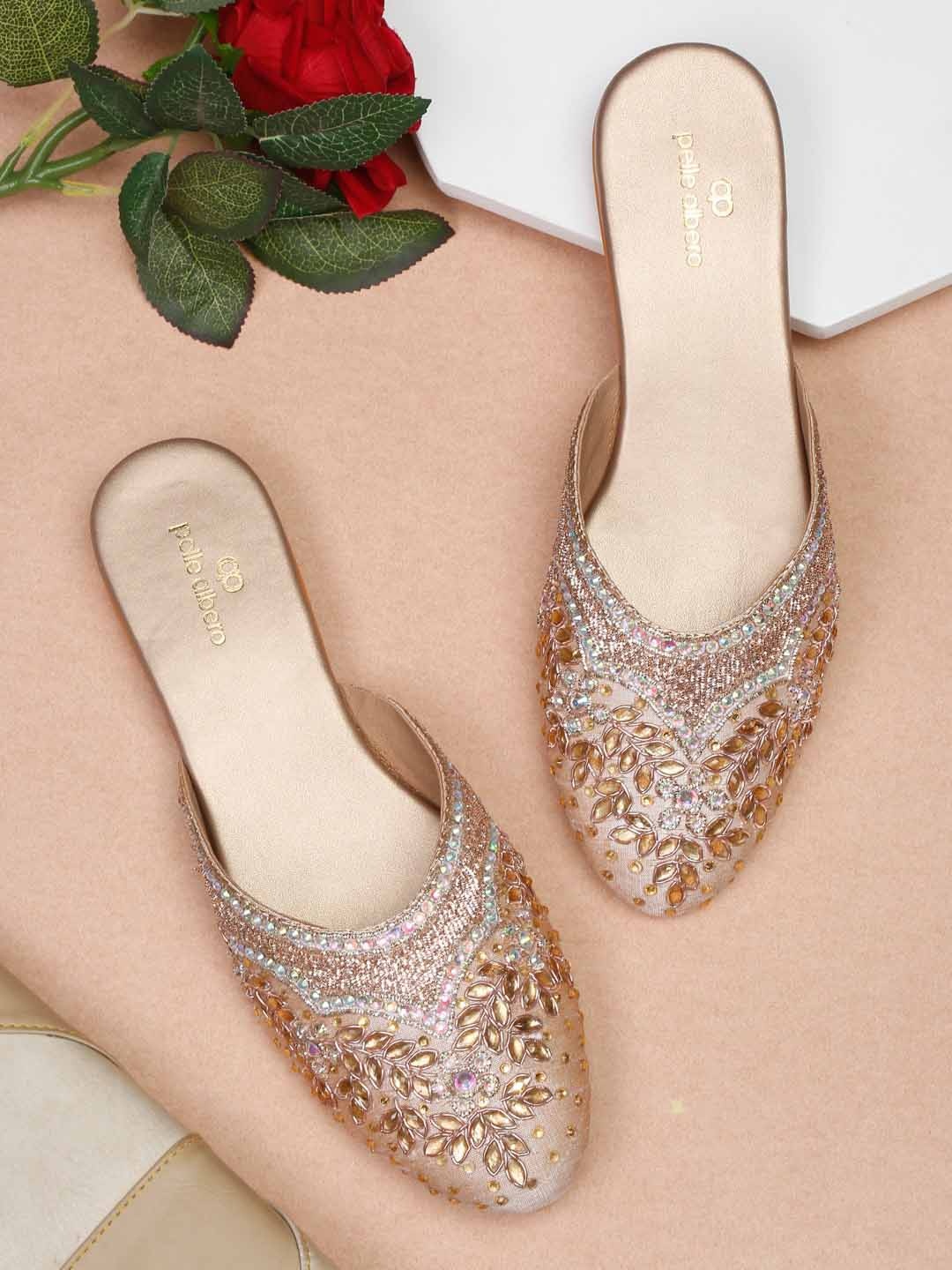 

pelle albero Women Rose Gold Embellished Ethnic Mules Flats