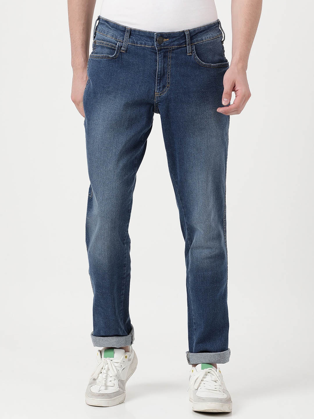 

Wrangler Men Blue Skanders Slim Fit Low-Rise Heavy Fade Stretchable Jeans