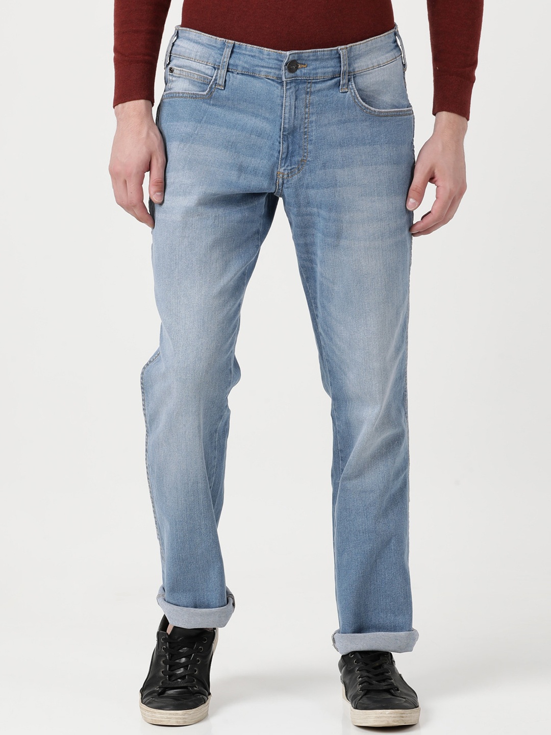 

Wrangler Men Blue Millard Straight Fit Heavy Fade Stretchable Jeans