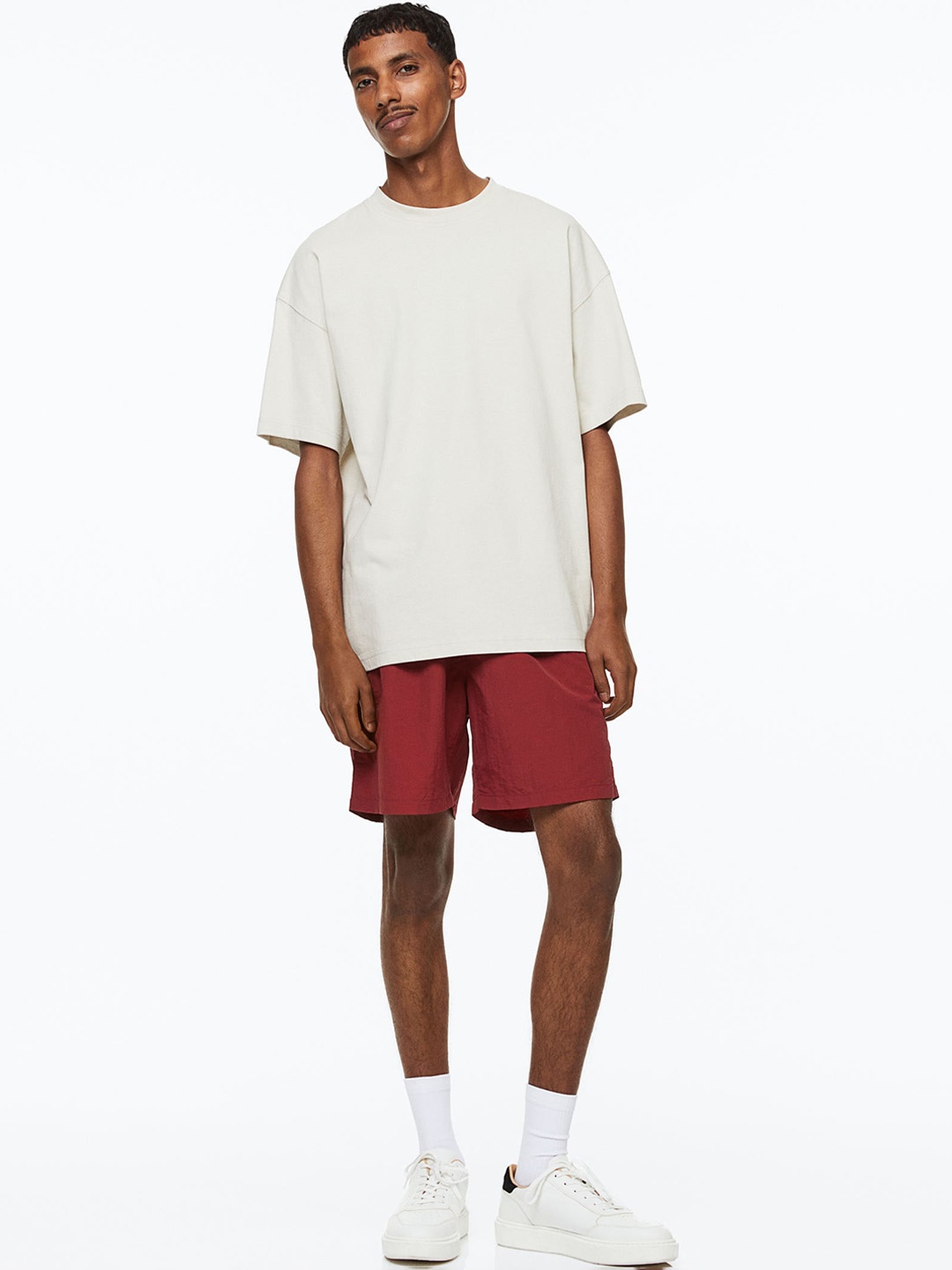 

H&M Men Red Relaxed Fit Nylon Shorts