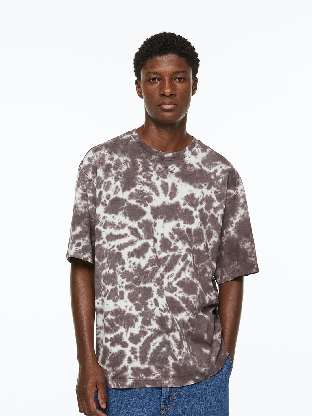 

H&M Men Brown & White Relaxed Fit Cotton T-shirt