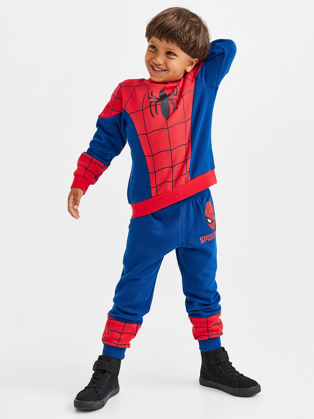 

H&M Boys Blue & Red 2-Piece Printed Set
