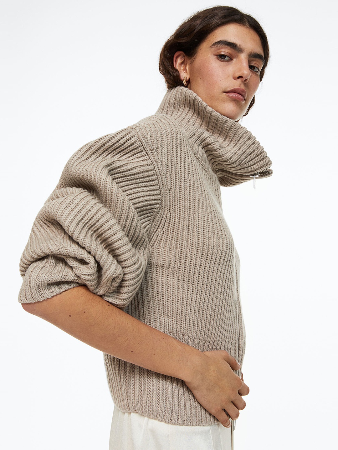 

H&M Women Beige Wool Blend Zipped Cardigan