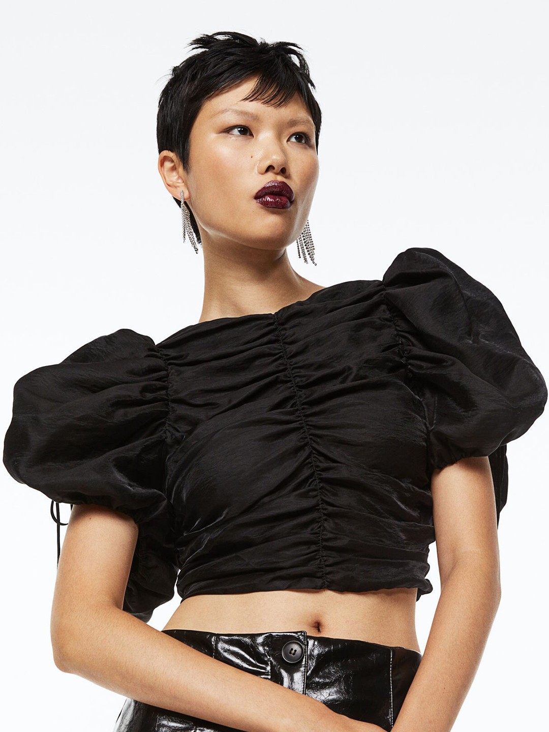 

H&M Women Black Gathered Puff-Sleeved Blouse
