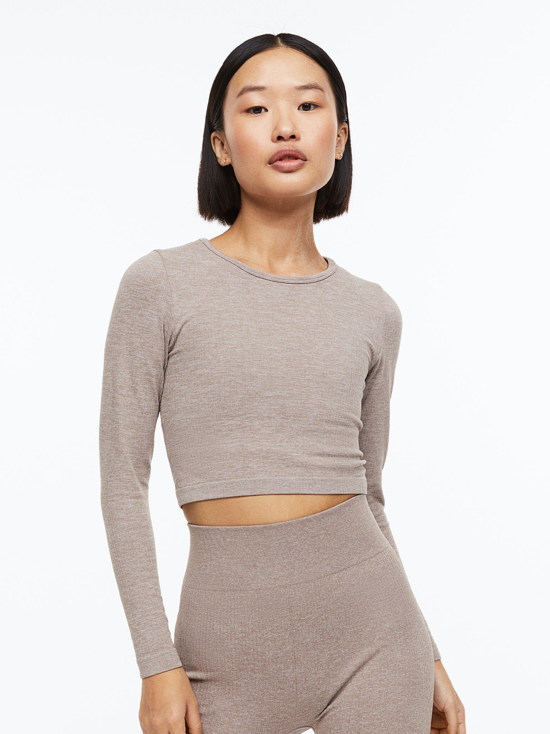 

H&M Women Beige Seamless Sports Top In DryMove