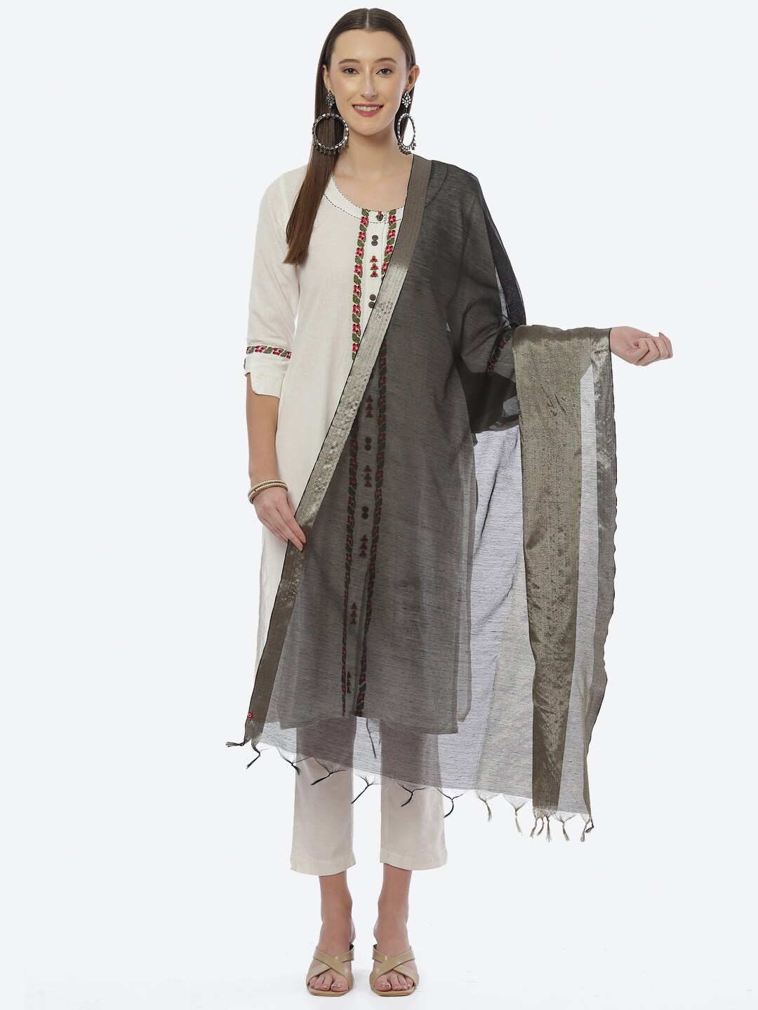 

Biba Black & Silver-Toned Tasselled Border Dupatta