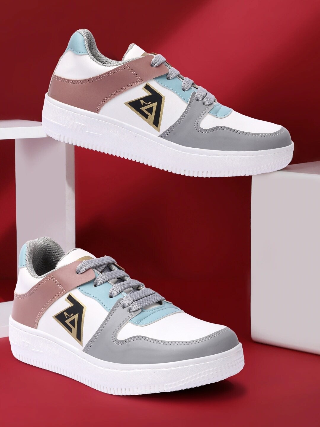 

ZAPATOZ Girls Grey Colourblocked Sneakers