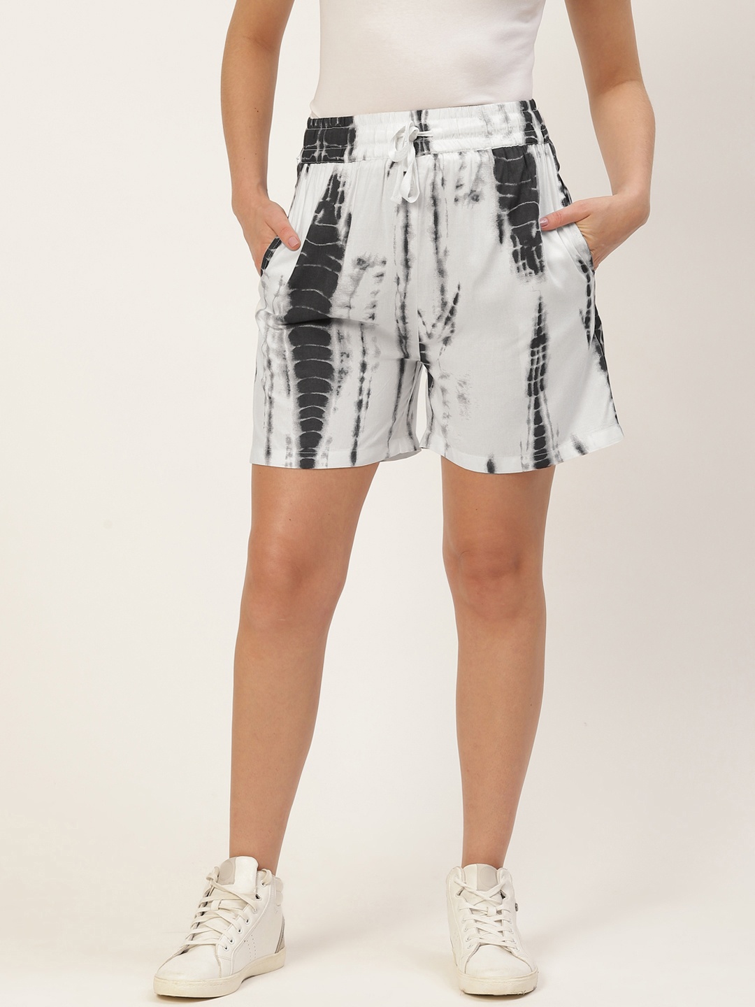 

Rue Collection Women Grey Tie & Dye Regular Shorts