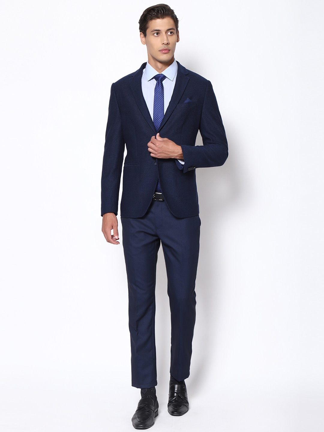 

Blackberrys Men Navy Blue Solid Slim-Fit Single- Breasted Formal Blazer