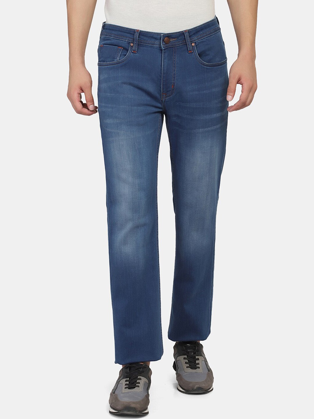 

Blackberrys Men Blue Low-Rise Low Distress Light Fade Jeans