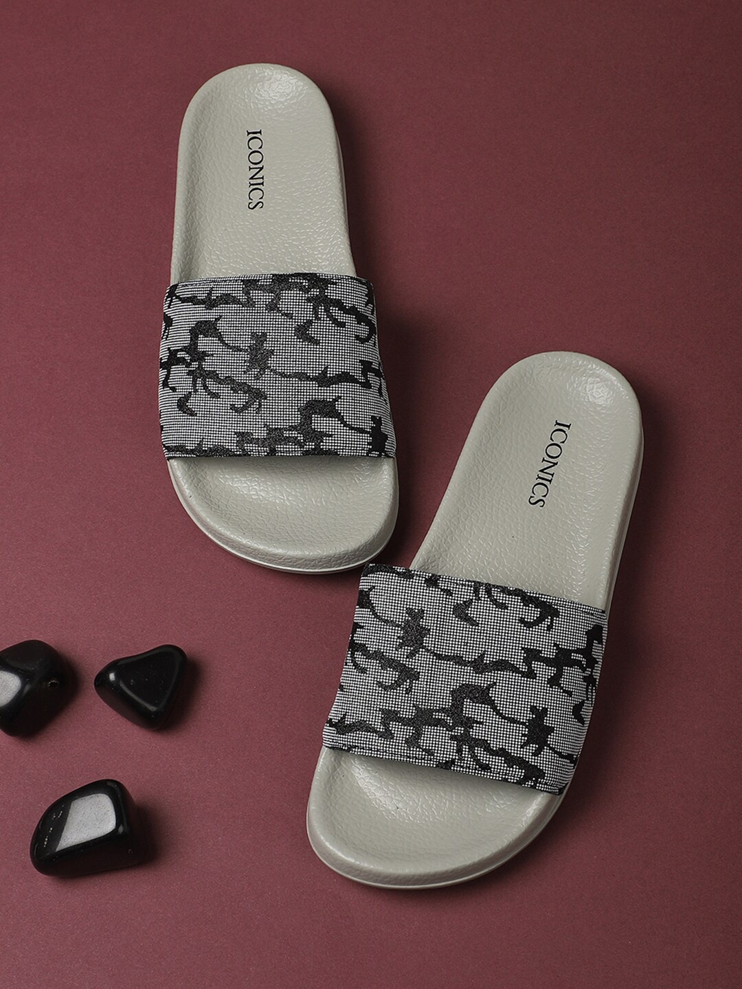 

ICONICS Women Black & Grey Printed Sliders