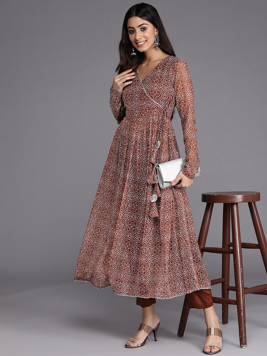 

Inddus Women Brown & White Bandhani Printed Angrakha Kurta with Trousers