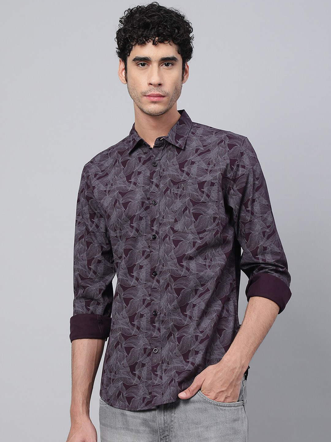 

VEIRDO Men Floral Printed Casual Cotton Shirt, Violet