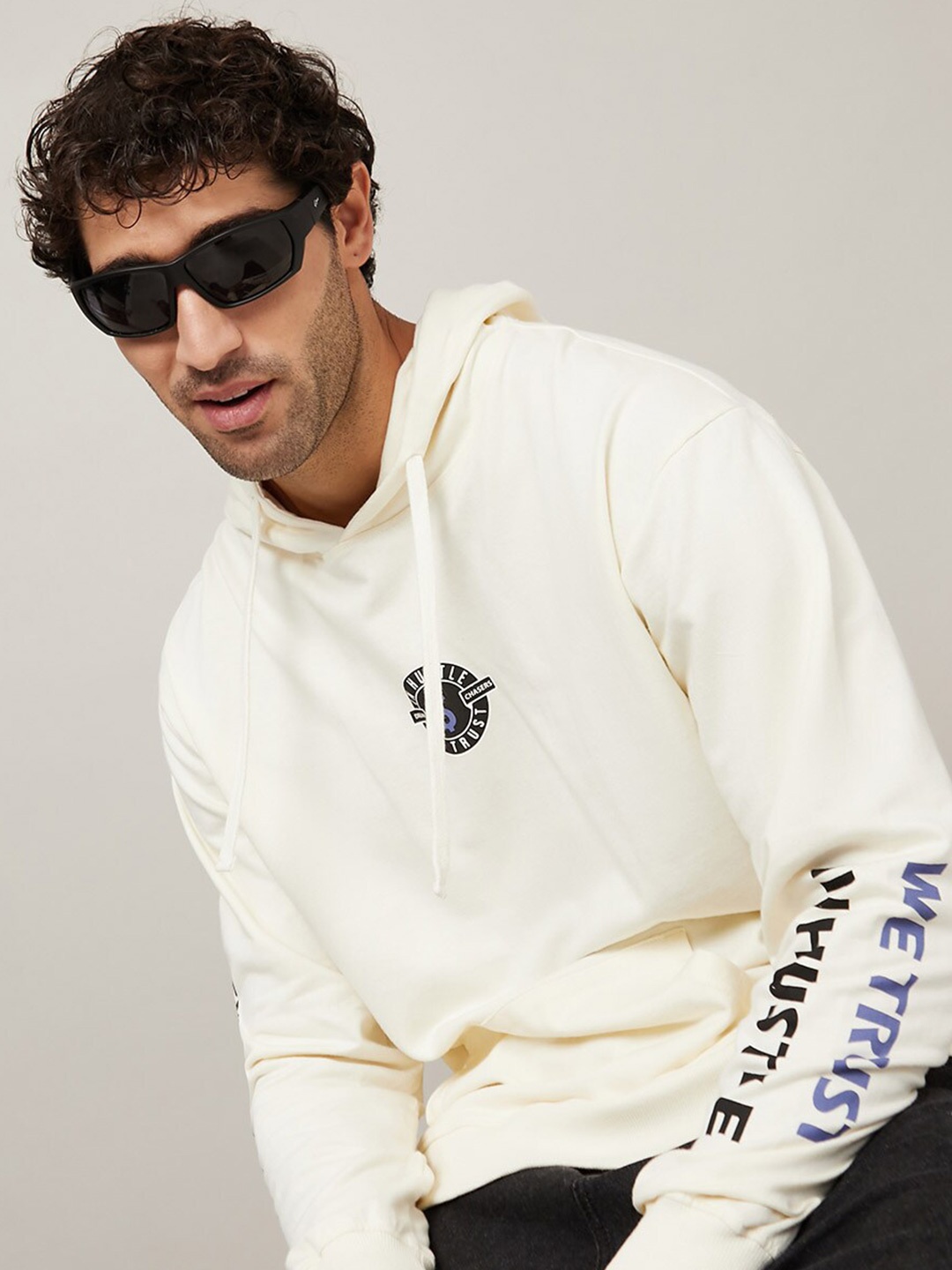

Styli Men Printed Boxy Hoodie, Cream