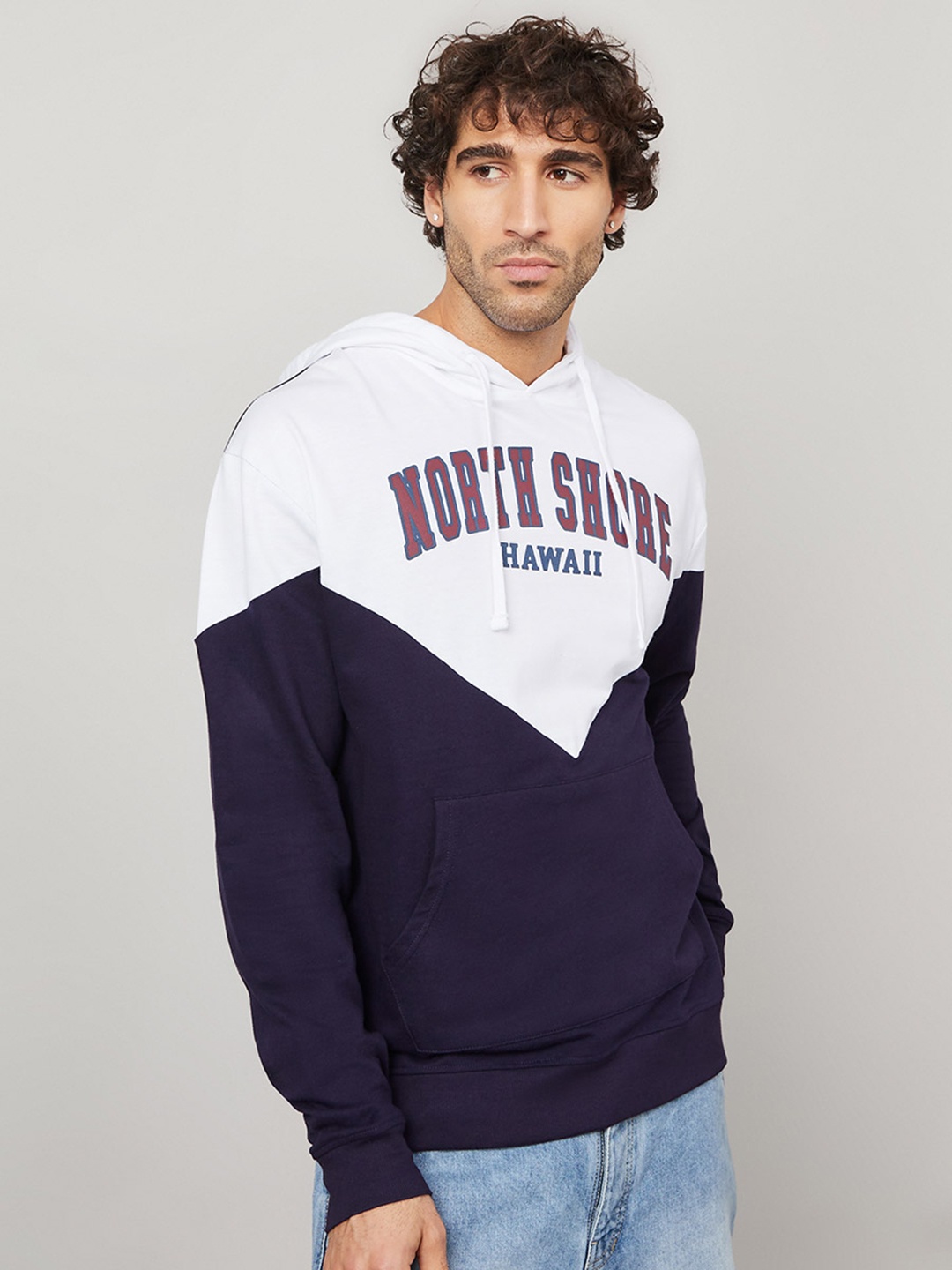 

Styli Men White Printed Hooded Pure Cotton Sweatshirt