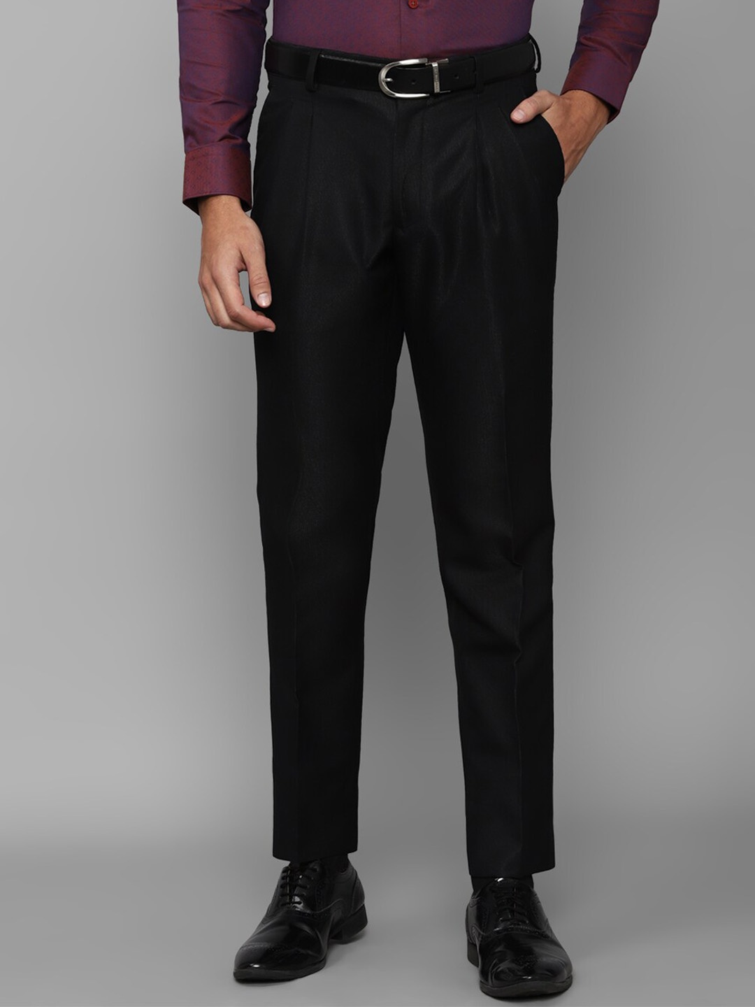 

Louis Philippe Men Black Pleated Formal Trouser