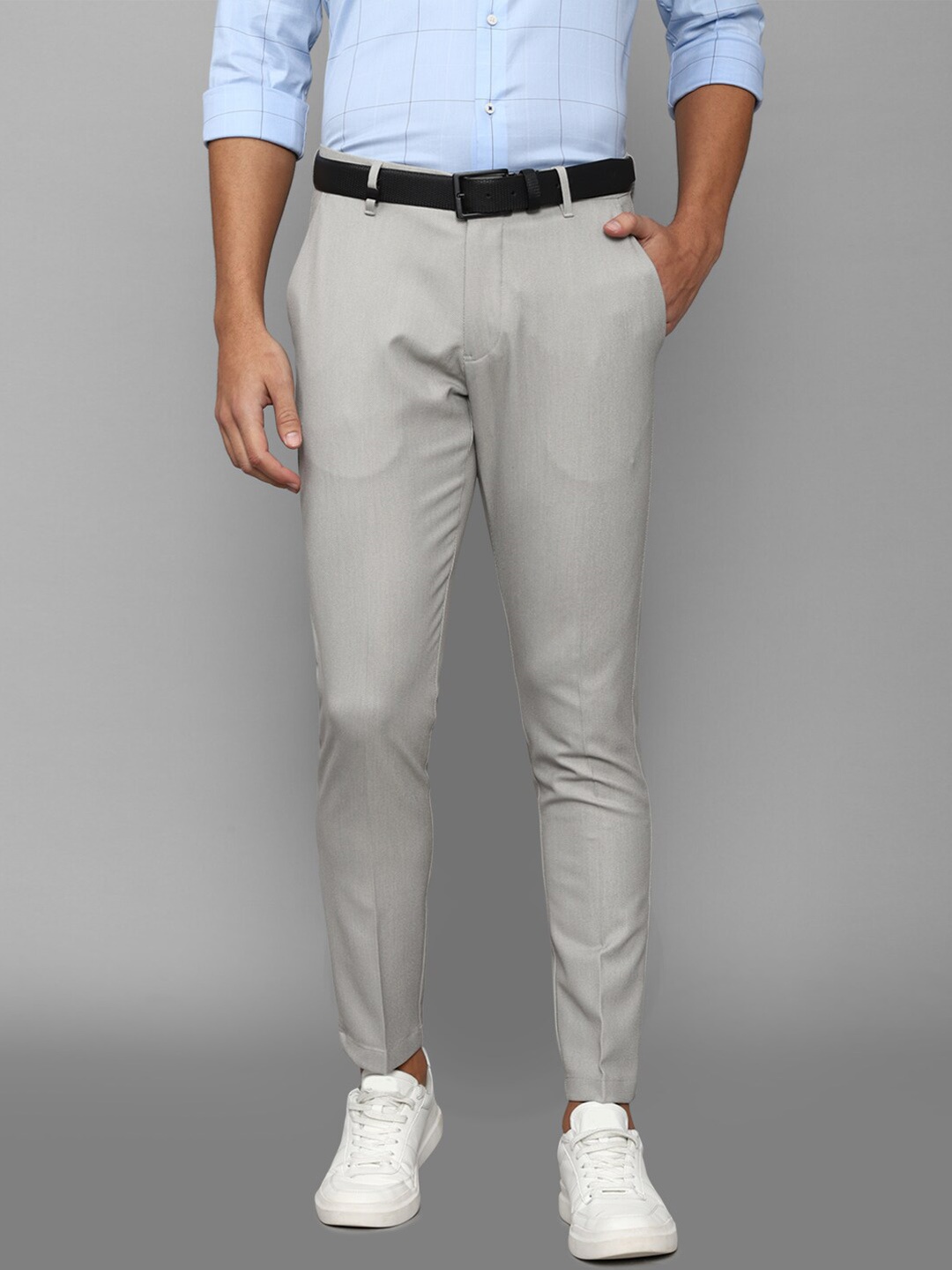 

Louis Philippe Sport Men Grey Slim Fit Trouser