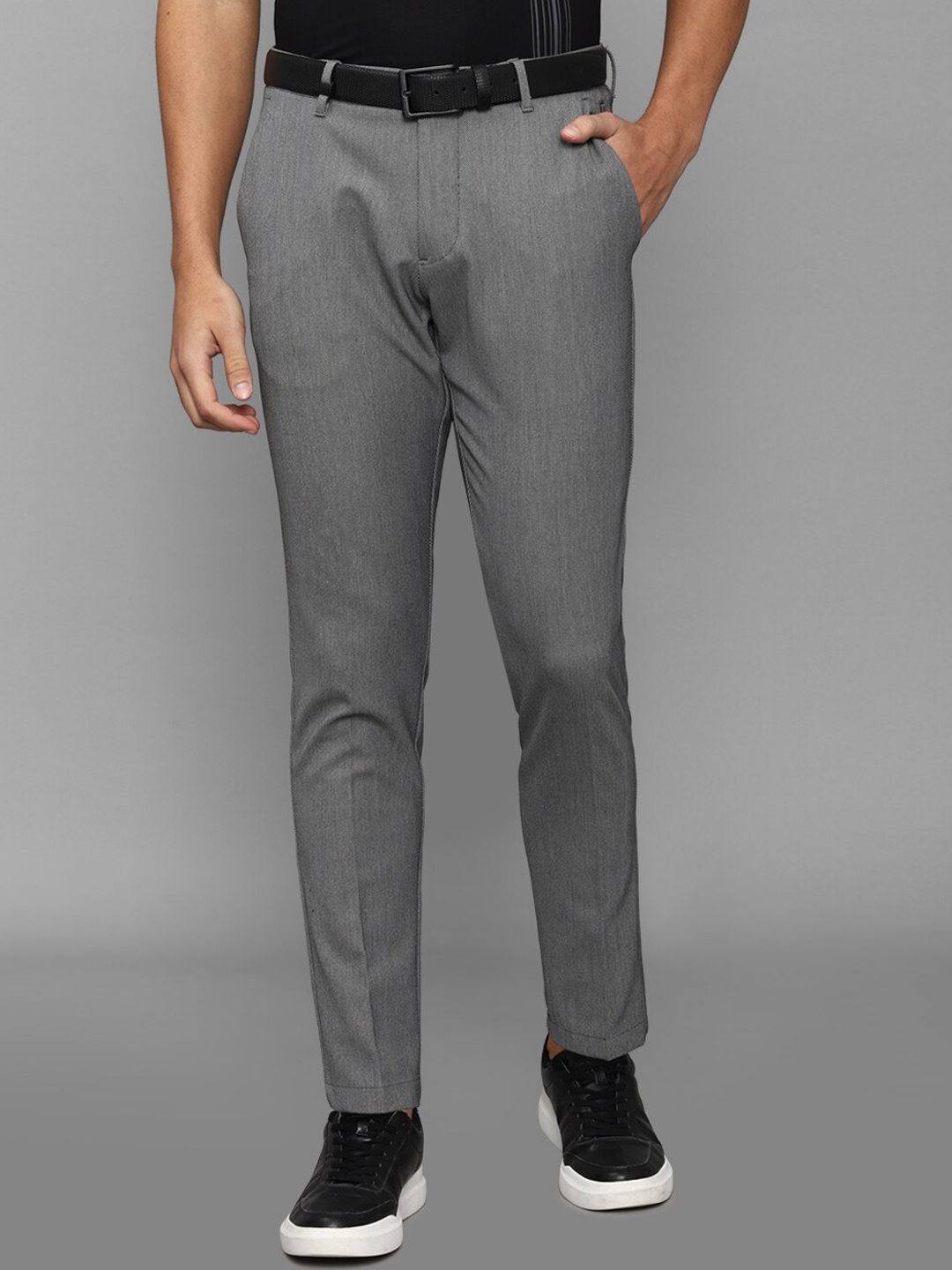 

Louis Philippe Sport Men Grey Slim Fit Trouser