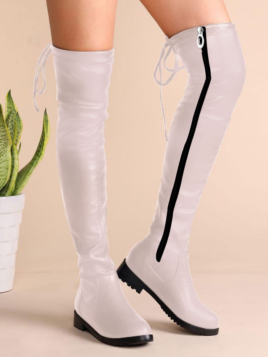 

Shoetopia Girls Cream-Coloured Solid Regular Boots