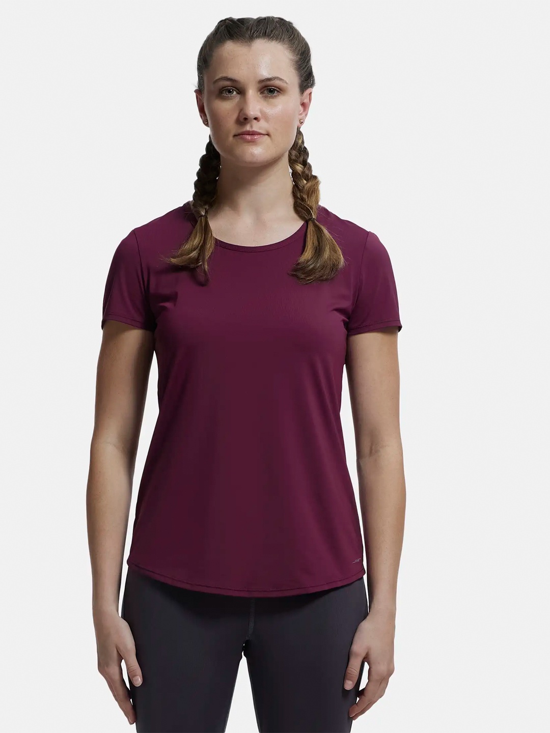 

Jockey Tactel Microfiber Relaxed Fit Solid Curved Hem Styled Short Sleeve T-shirt -AP27, Purple