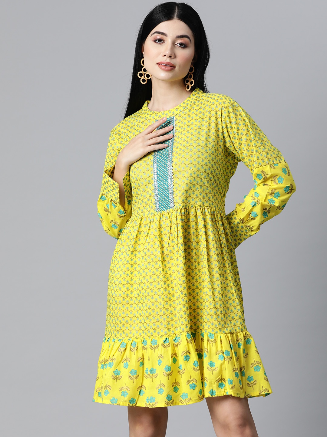 

HIGHLIGHT FASHION EXPORT Women Yellow & Blue Floral Print Fit & Flare Dress