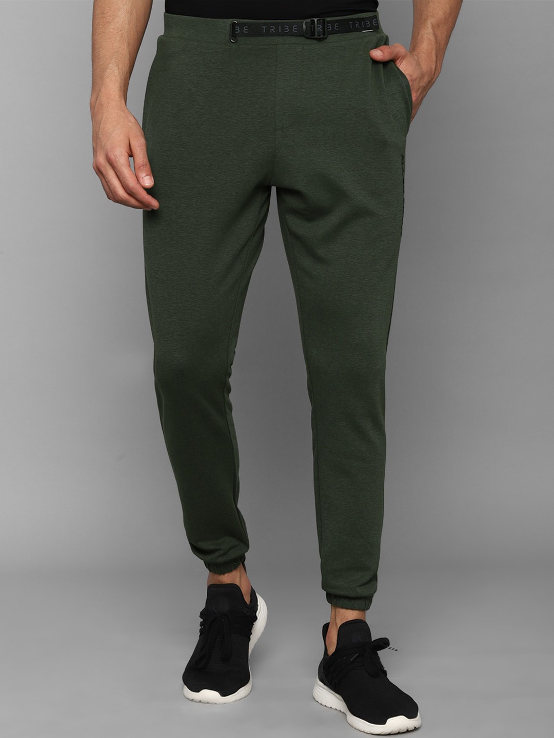 

Allen Solly Men Green Solid Joggers
