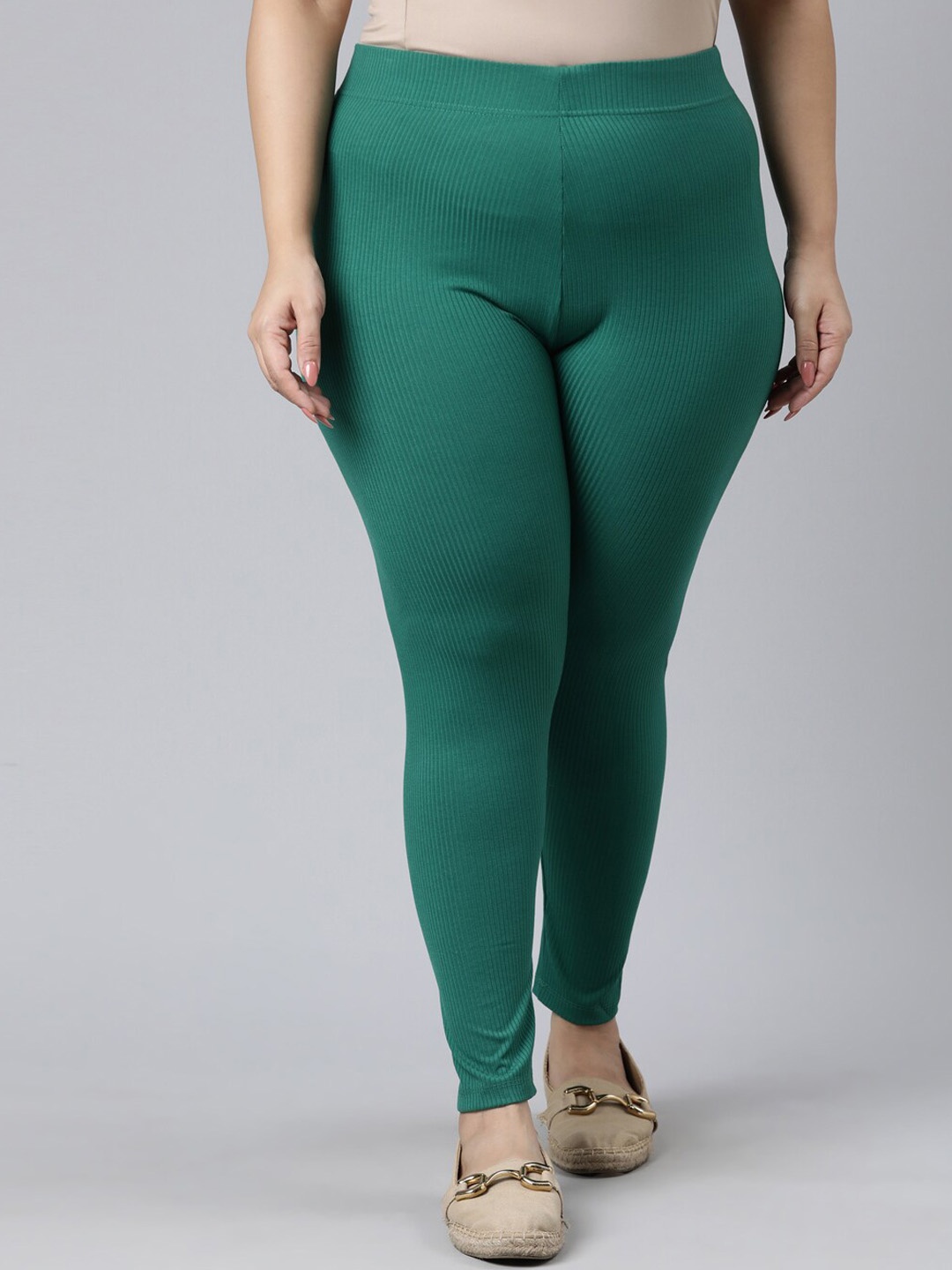 

Go Colors Women Plus Size Solid Green Ribbed Ankle-Length Leggings