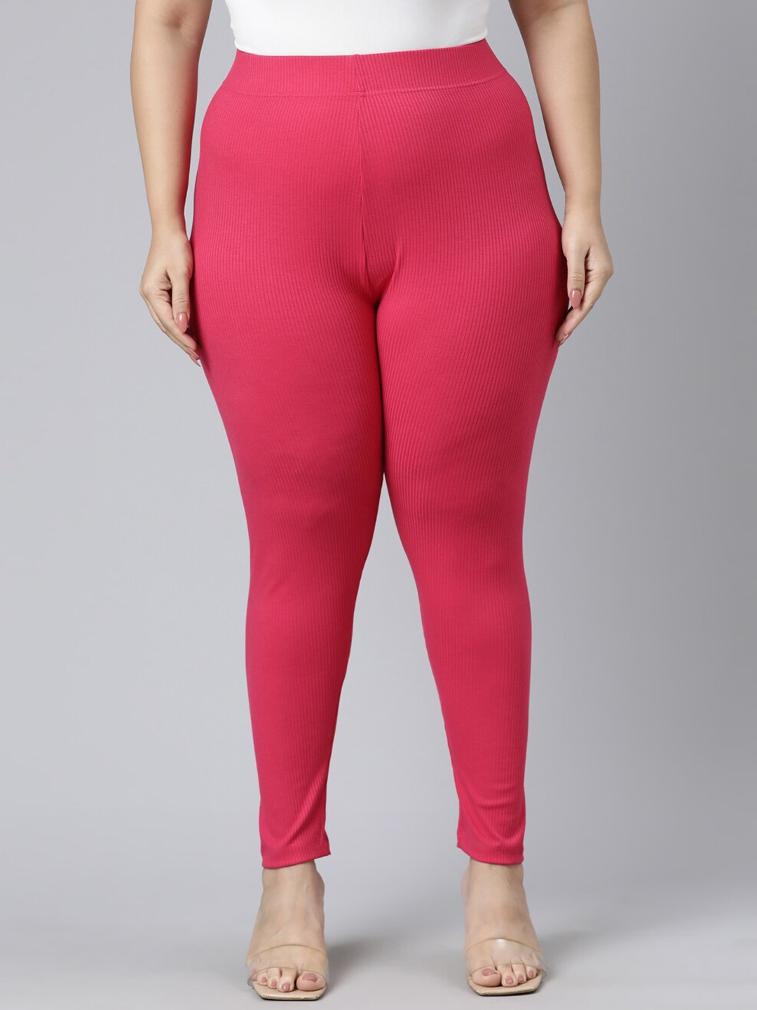 

Go Colors Women Fuchsia Solid Ankle Length Ribbed Leggings