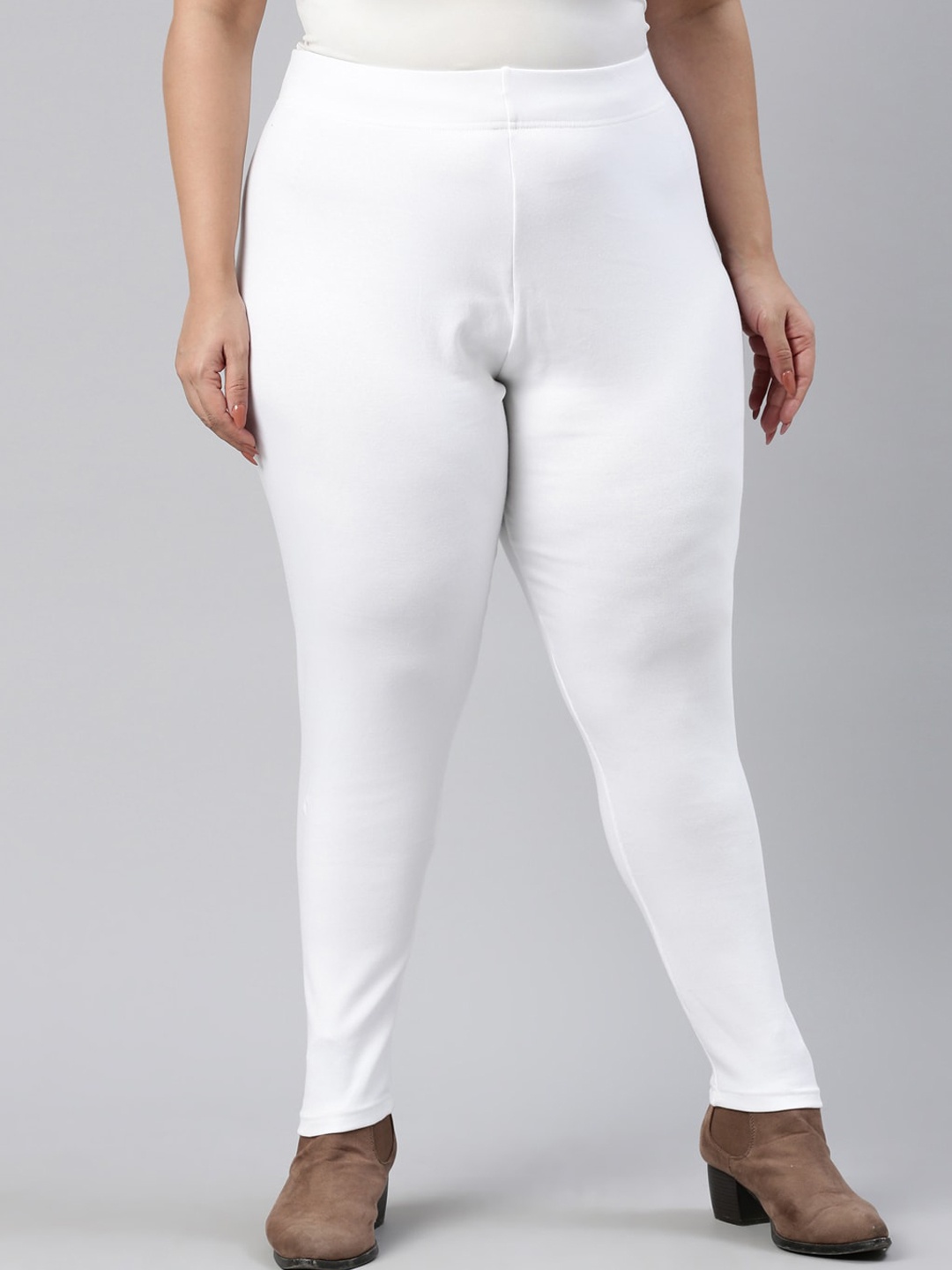 

Go Colors Women Plus Size White Solid Ankle-Length Slim-Fit Leggings