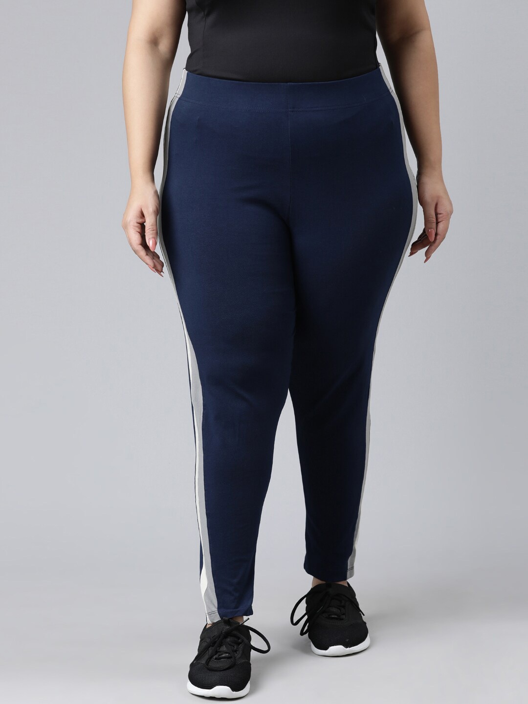 

Go Colors Women Plus Size Navy Blue Solid Cotton Ankle-Length Leggings