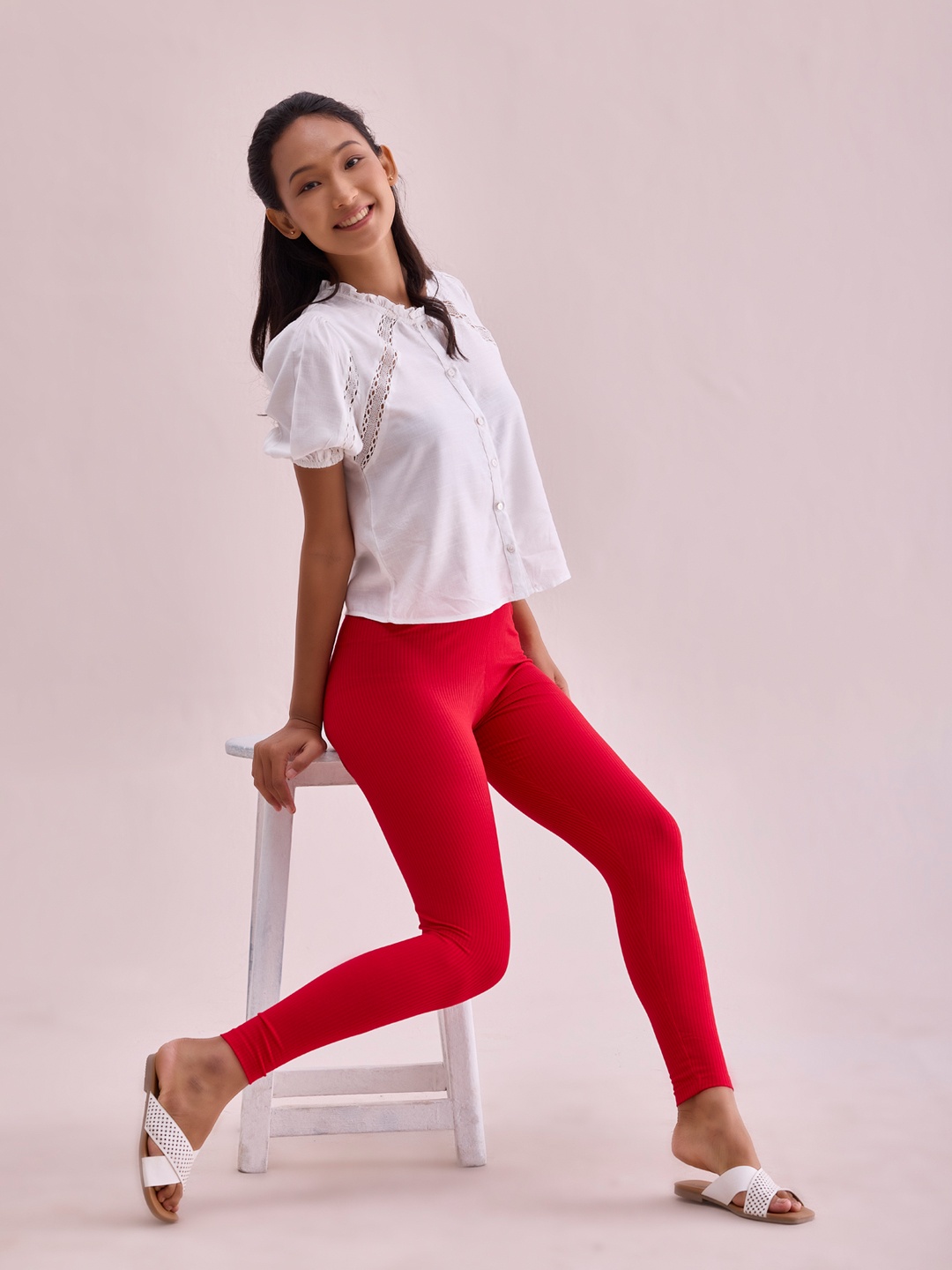 Go Colors Women Dark Red Solid Ankle-Length Ribbed Leggings