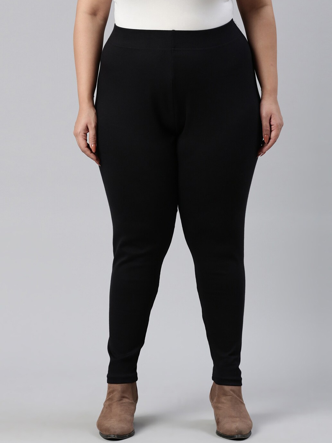 

Go Colors Women Plus Size Black Solid Slim-Fit Ankle Length Leggings