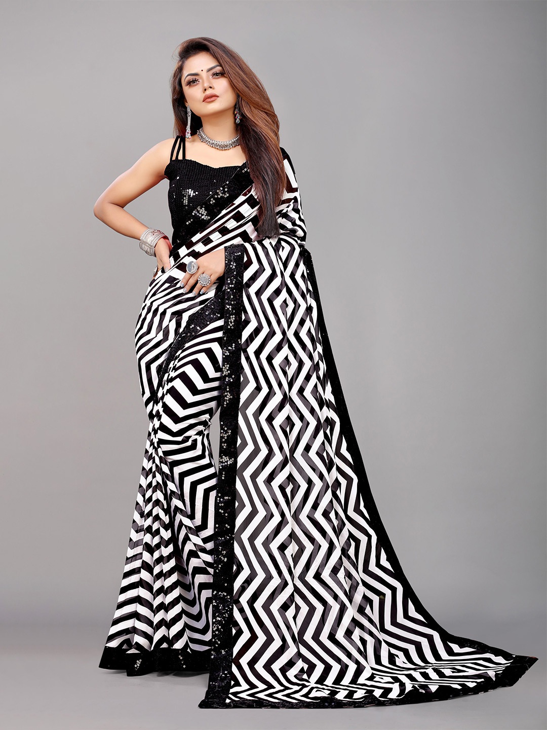 

B4ME COM Black & White Sequinned Pure Georgette Saree