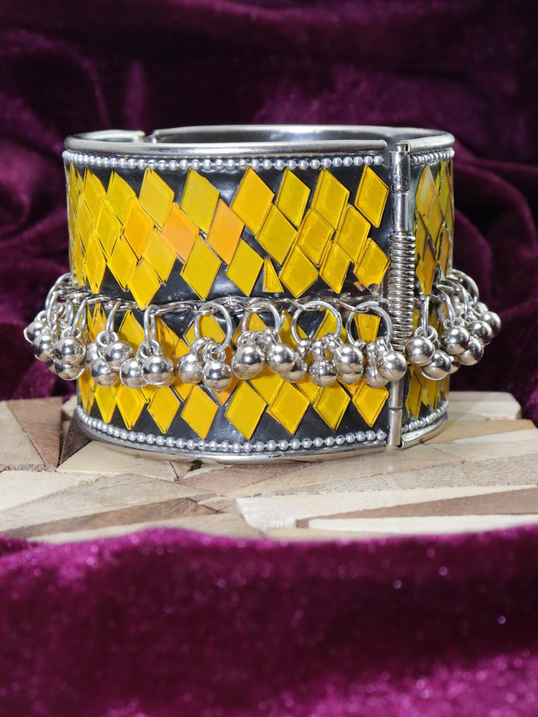 

Krelin Women Yellow & Silver-Toned Cuff Bracelet