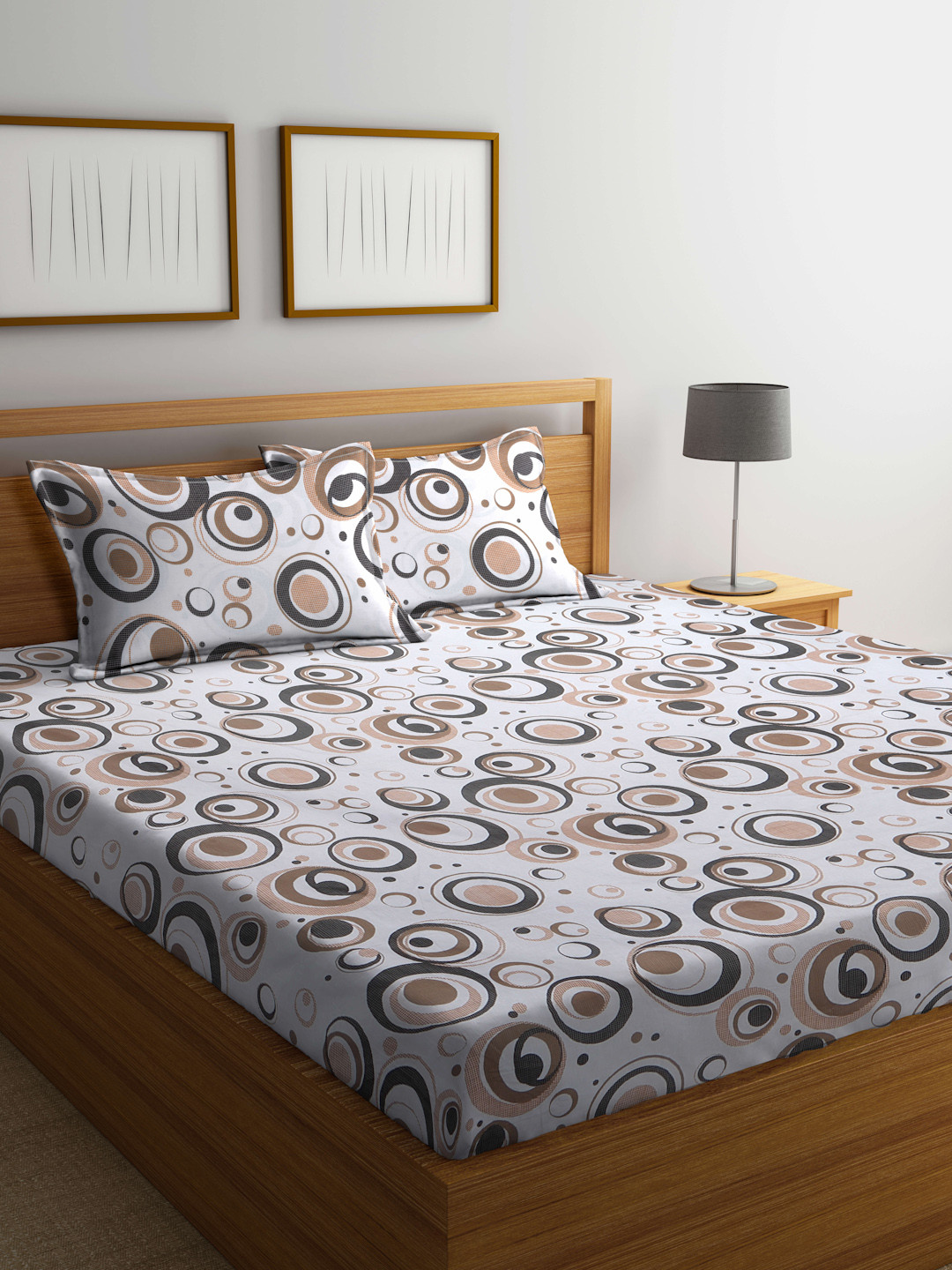 

BOMBAY DYEING Off White Geometric Printed 144 TC King Bedsheet with 2 Pillow Covers