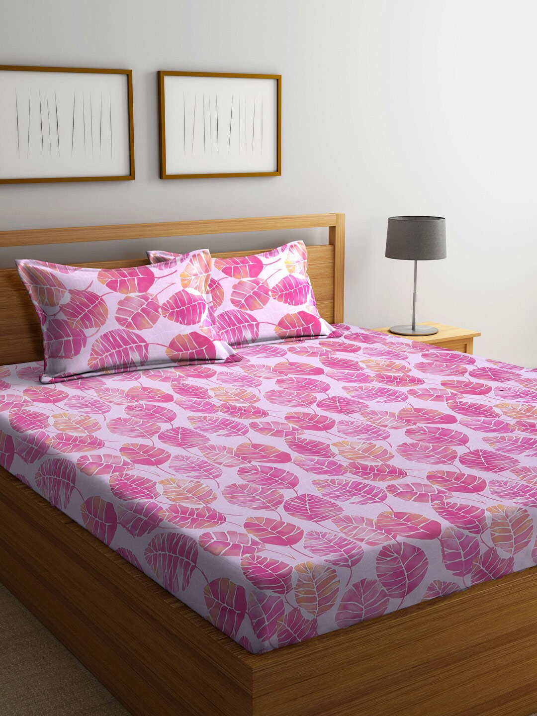 

BOMBAY DYEING Pink 144 TC Queen Cotton Bedsheet with 2 Pillow Covers
