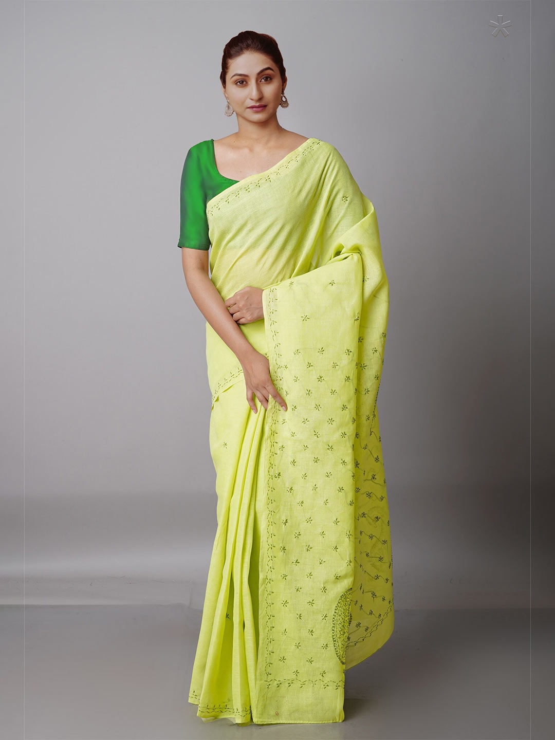 

Unnati Silks Peach-Coloured Floral Chikankari Bhagalpuri Saree