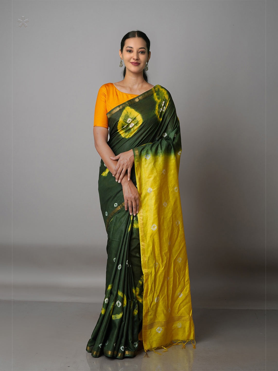 

Unnati Silks Olive Green & Yellow Bandhani Silk Cotton Chanderi Saree