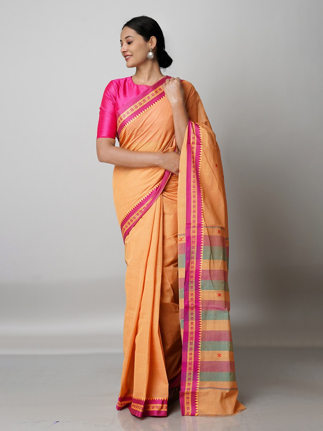 

Unnati Silks Orange & Pink Handloom Pure Cotton Jamdani Saree