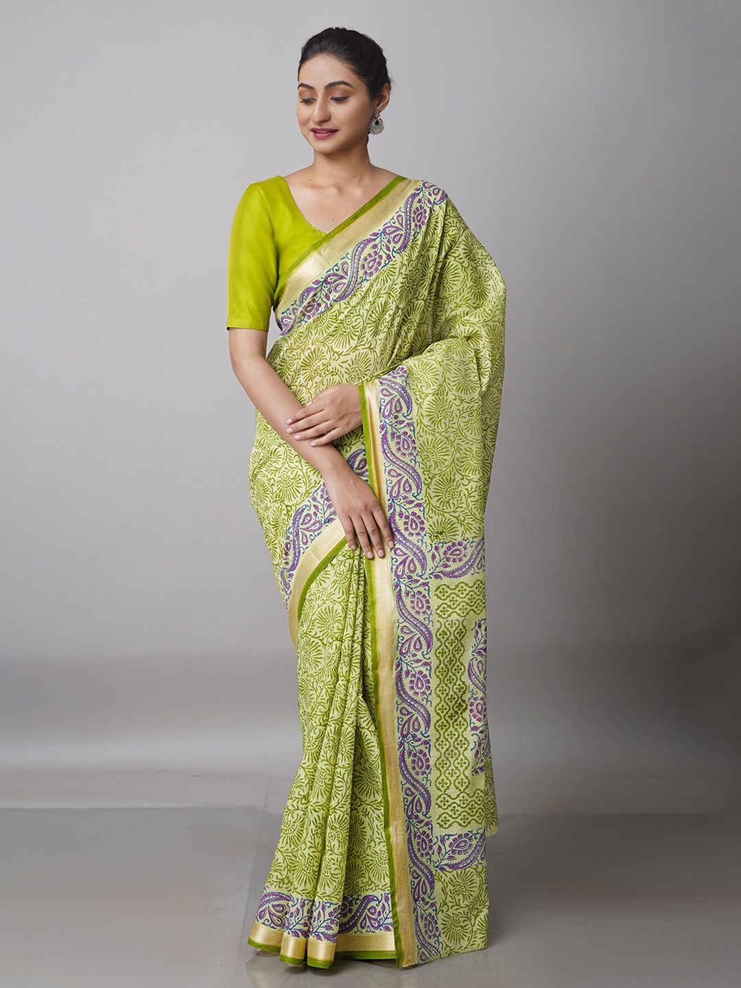 

Unnati Silks Green & Pink Ethnic Motifs Mangalagiri Saree