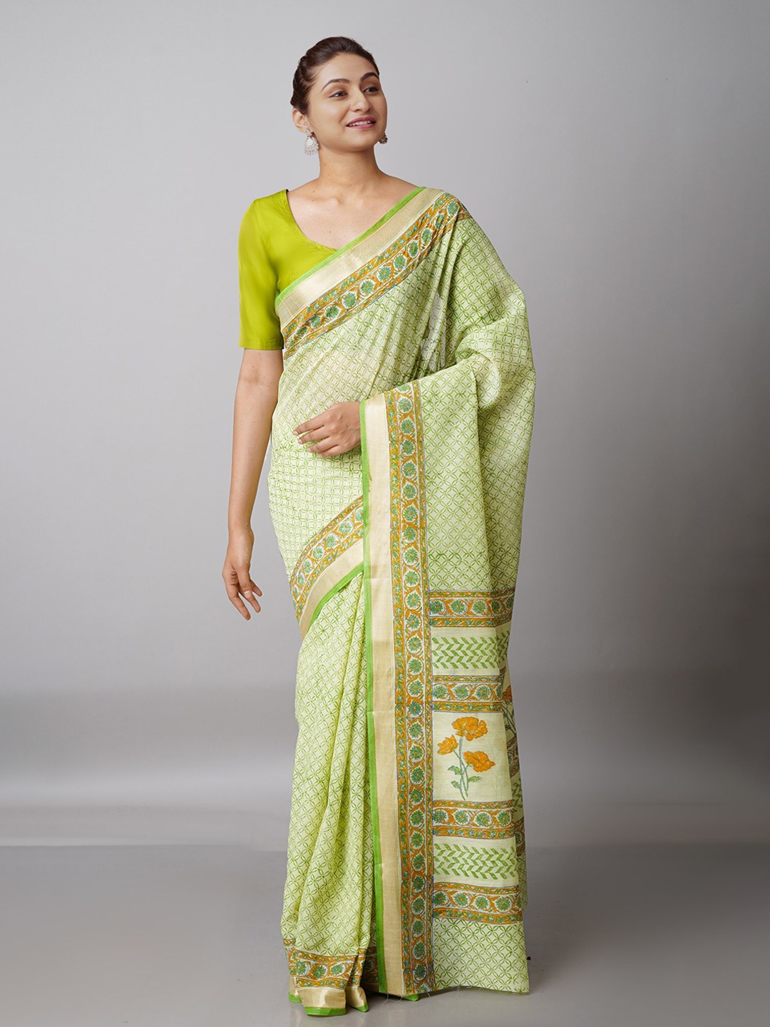 

Unnati Silks Green & Gold-Toned Ethnic Motifs Mangalagiri Saree